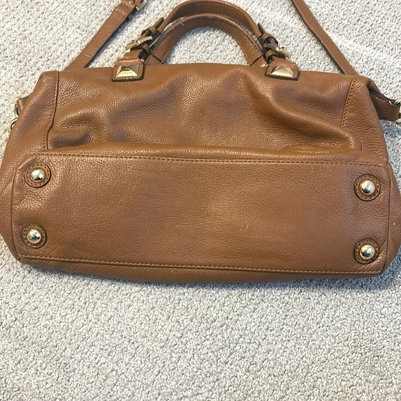 Michael Kors Pebbled Leather Brown Gold Tone Hardware - Picture 2 of 14